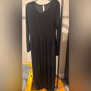 1X Zenana Outfitters long Black maxi dress with pockets Floor Length